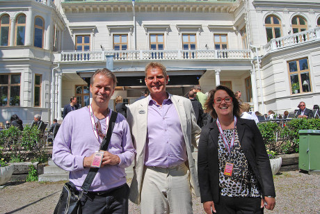 M&auml;sterkocken Fredrik Eriksson, Nalle Rydstrand och f&ouml;rel&auml;saren Sophia Sundberg.
