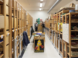 200 hyllmeter gigantiskt arkiv innehållande i princip allt som producerats och dokumenteras sedan F. Ahlgrens Tekniska Fabrik startade.